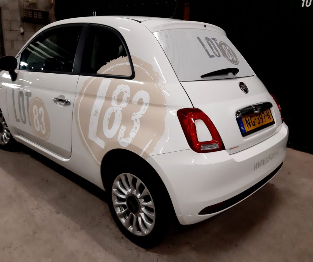Voorbeeld van Fiat-belettering uit het portfolio van Autobelettering.nl