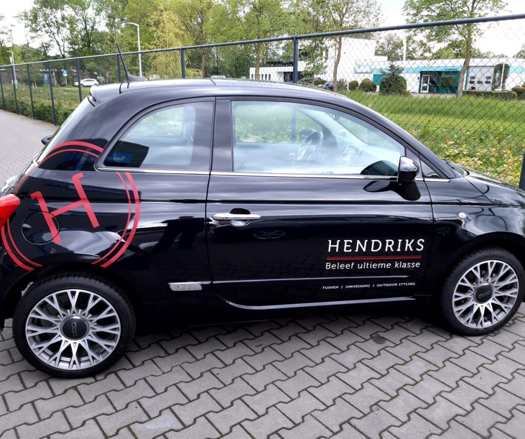 Voorbeeld van Fiat-belettering uit het portfolio van Autobelettering.nl