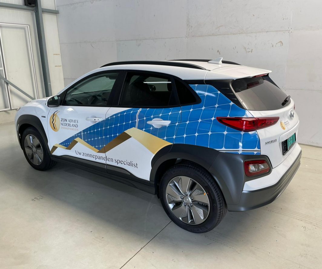 Voorbeeld van Hyundai-belettering uit het portfolio van Autobelettering.nl