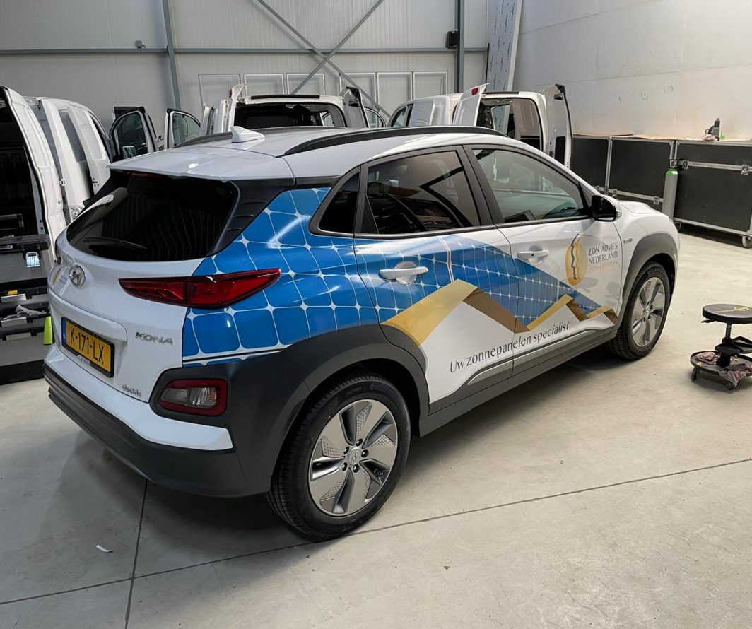 Voorbeeld van Hyundai-belettering uit het portfolio van Autobelettering.nl
