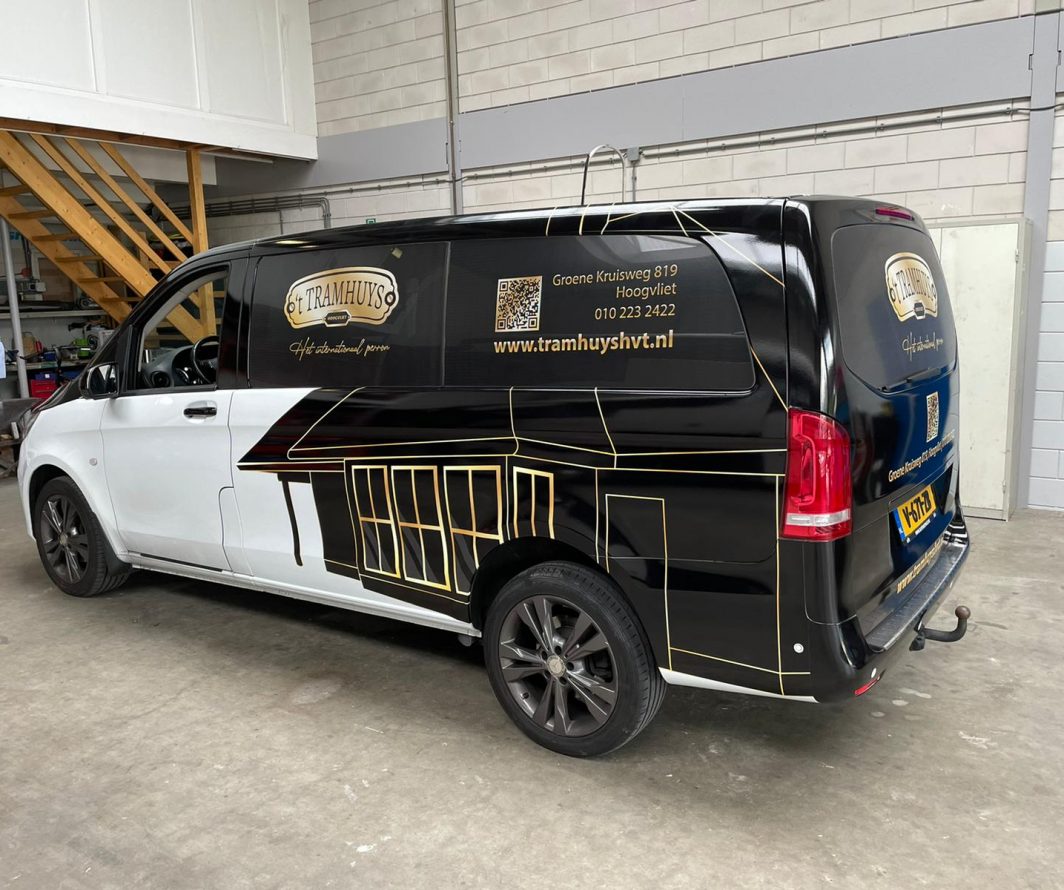 Voorbeeld van Mercedes-belettering uit het portfolio van Autobelettering.nl