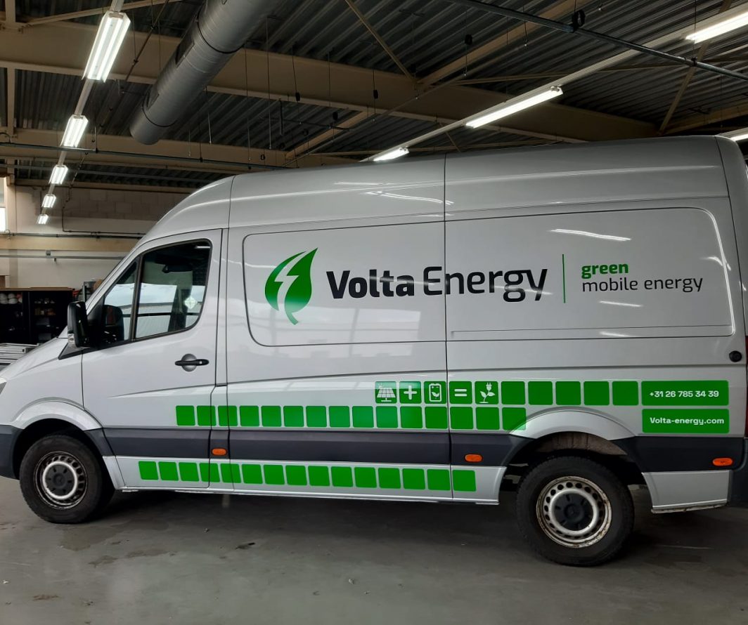 Voorbeeld van Mercedes-belettering uit het portfolio van Autobelettering.nl