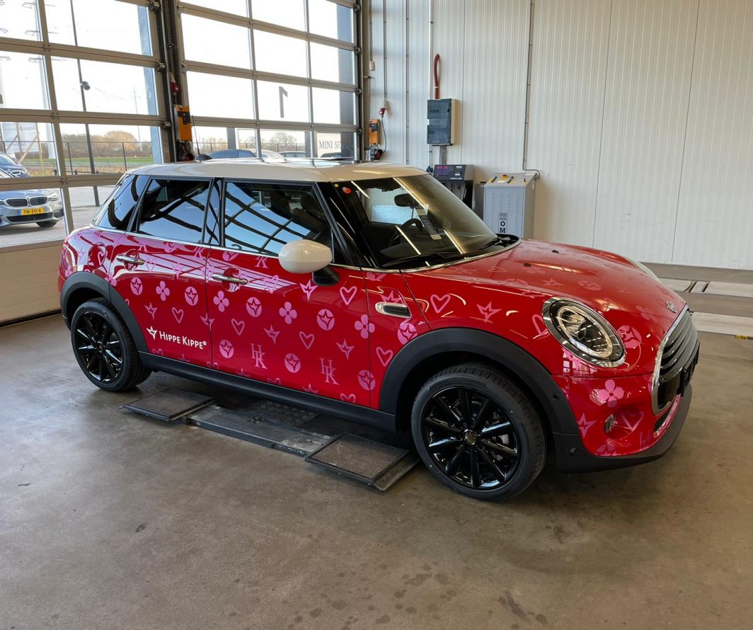 Voorbeeld van Mini-belettering uit het portfolio van Autobelettering.nl