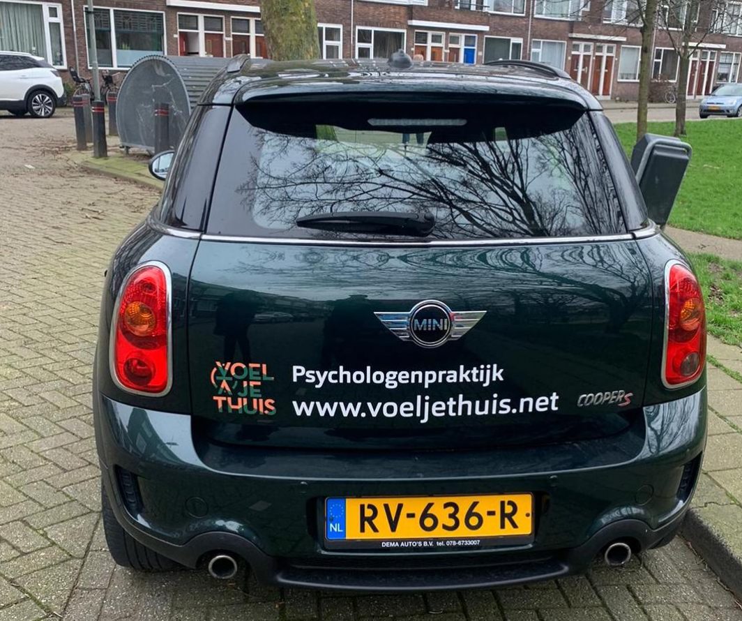 Voorbeeld van Mini-belettering uit het portfolio van Autobelettering.nl