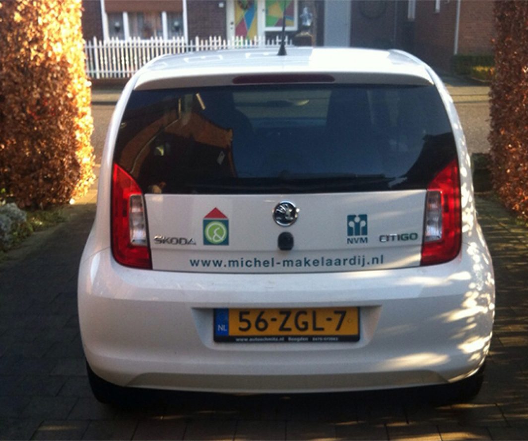 Voorbeeld van Skoda-belettering uit het portfolio van Autobelettering.nl